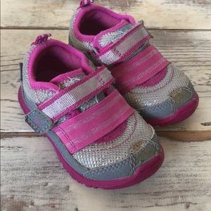 Stride rite size 4.5